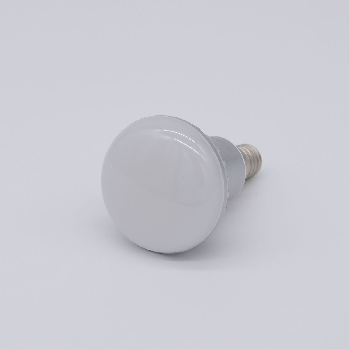 LED Leuchtmittel E14 / 5W / 2700K / AC 100-240V